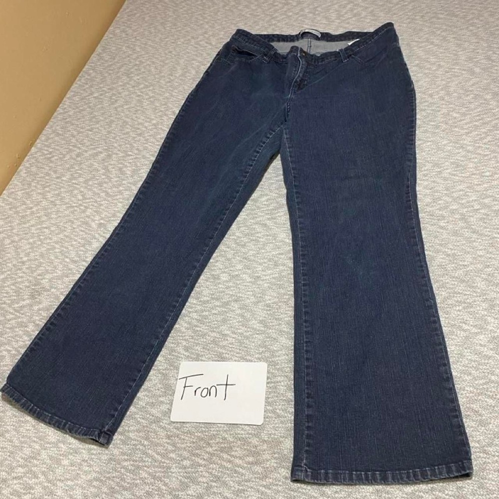 Lee navy blue slender secret lower waist flare jeans women 18W Medium. SKU-B980